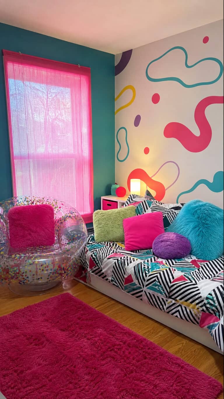 Bold Colors and Geometric Patterns Everywhere